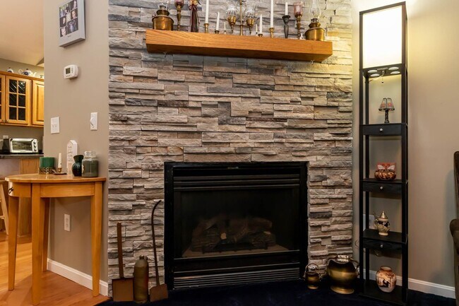 Building Photo - 24 Birchwood Rd