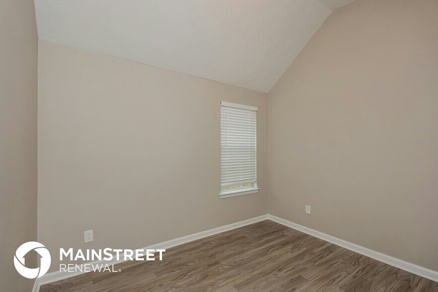 Building Photo - 10 Zebulon Pl