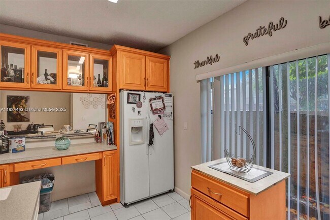 Building Photo - 10540 SW 154th Ct