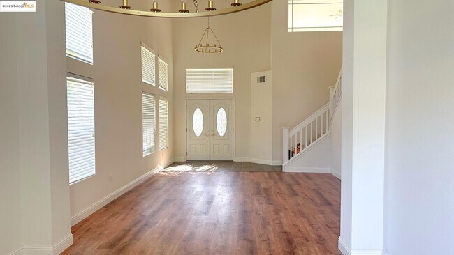 Building Photo - 4537 Pronghorn Way