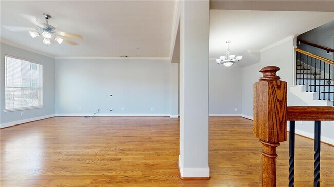 Building Photo - 328 Malone St