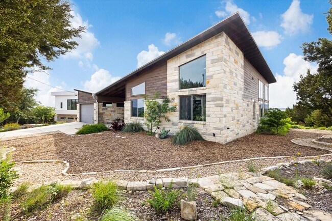 Building Photo - 8612 Buffalo Trail