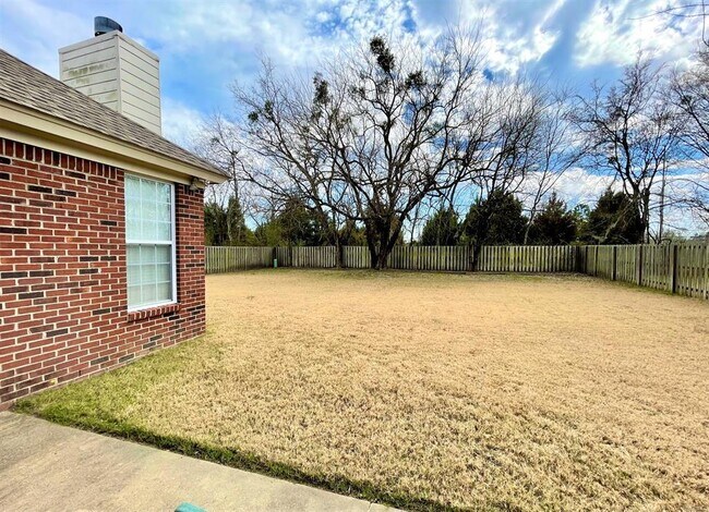 Building Photo - 9524 Helmsley Cir