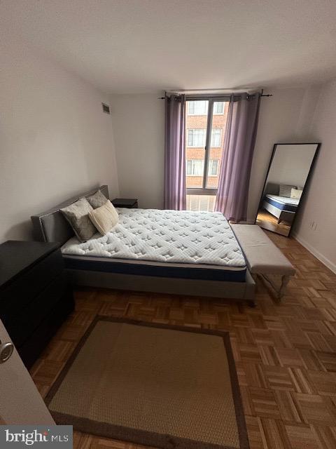 Building Photo - 950-925 25th St NW