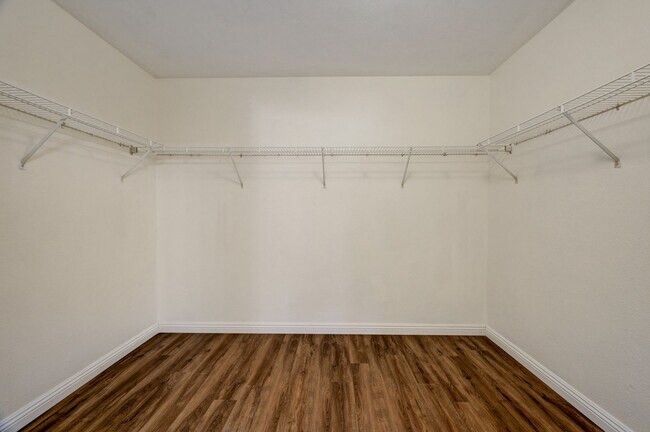 Building Photo - Fully Remodeled 3 Bed/ 2.5 Bath Home For Rent