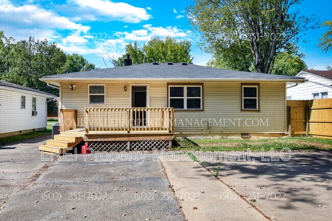 Building Photo - 1120 Loretta St