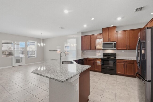 Building Photo - **Move-In Special, One Month Free**