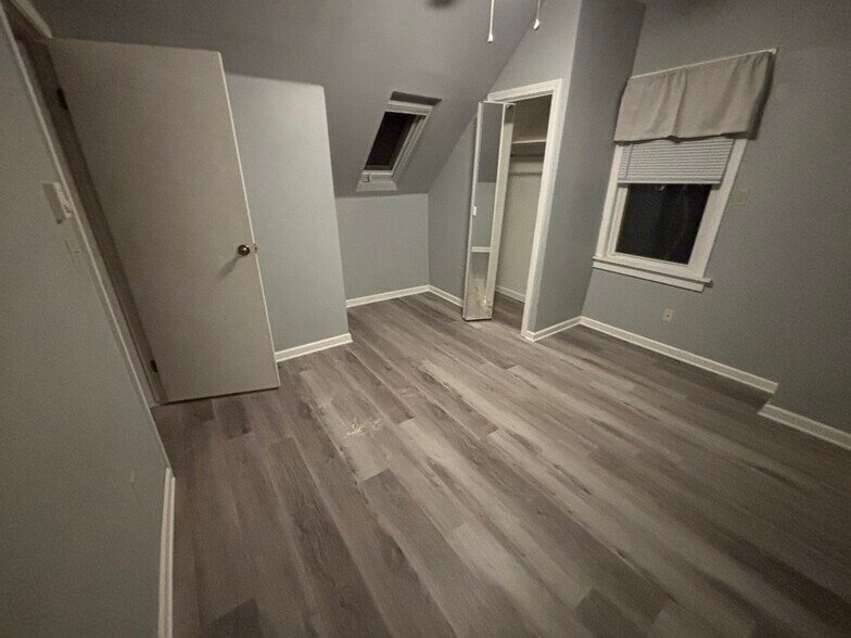 Bedroom 1 - 7 Old Orchard Ln