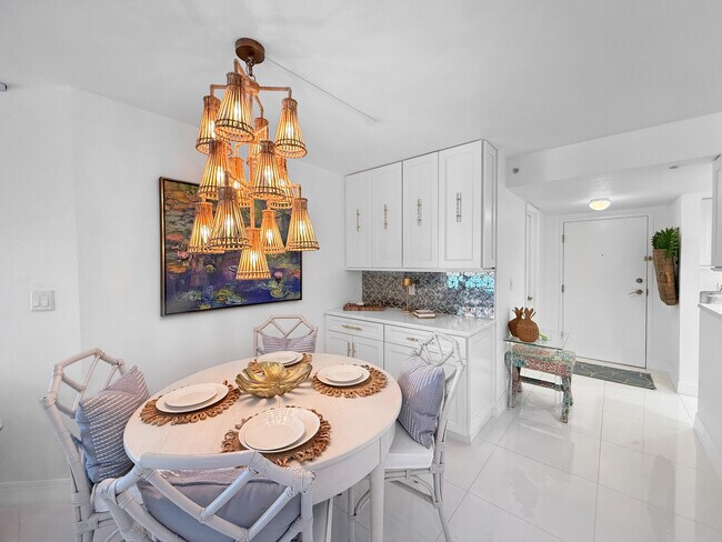 Building Photo - 3000 N Ocean Dr