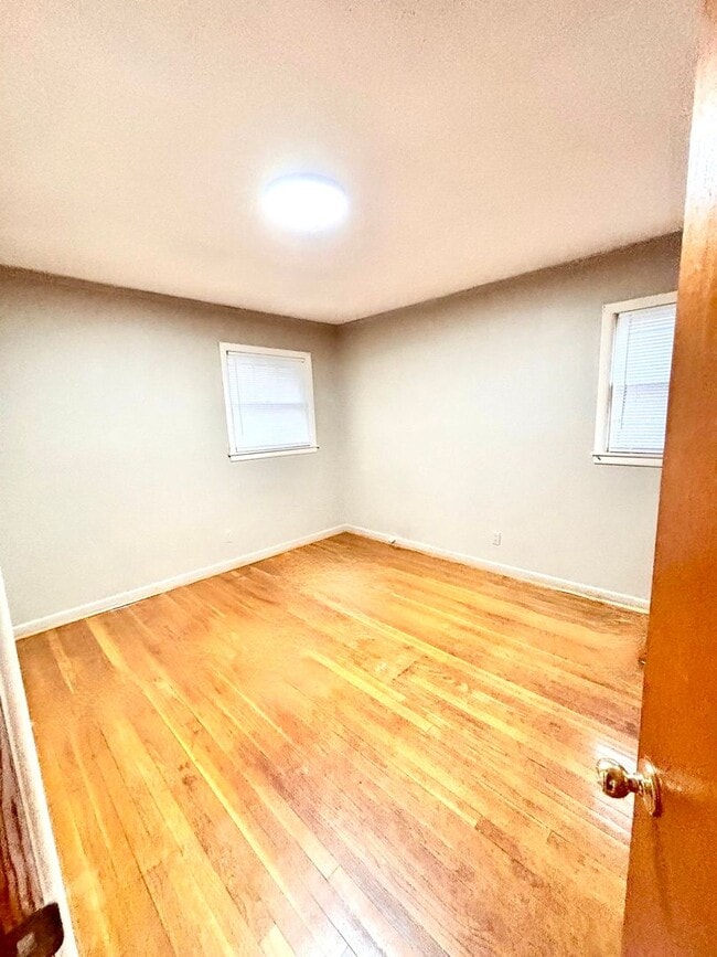 Building Photo - 732 Crest- Now Available!