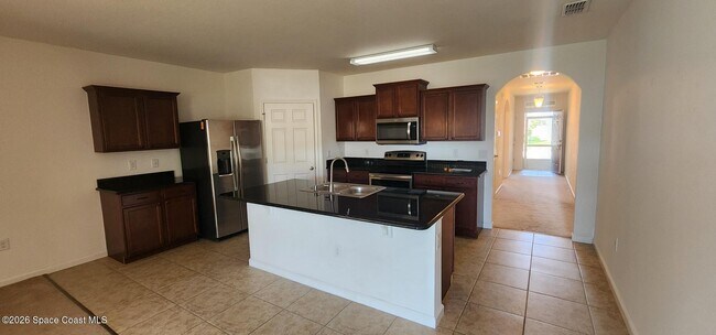 Building Photo - 1957 Elkins Point