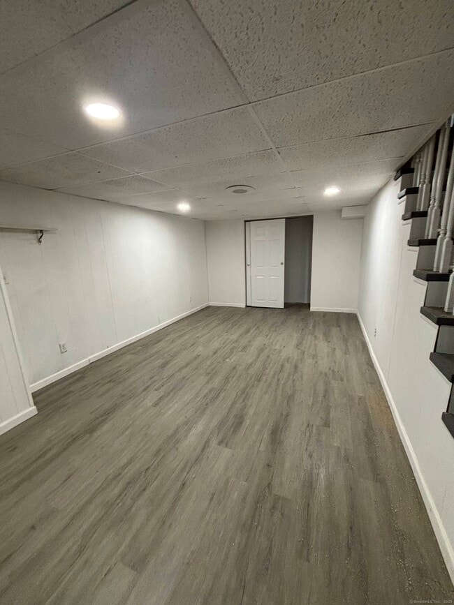 Building Photo - 337 Wiklund Ave