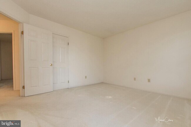 Building Photo - 14114 Silent Wood Way
