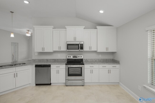 Building Photo - 239 Abercorn Dr