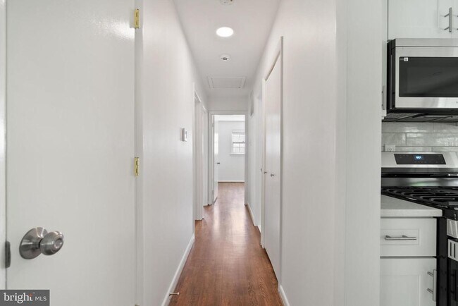 Building Photo - 11710 Milbern Dr