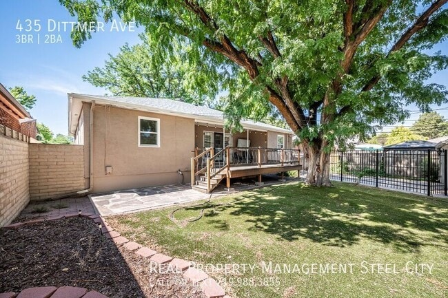 Building Photo - 435 Dittmer Ave