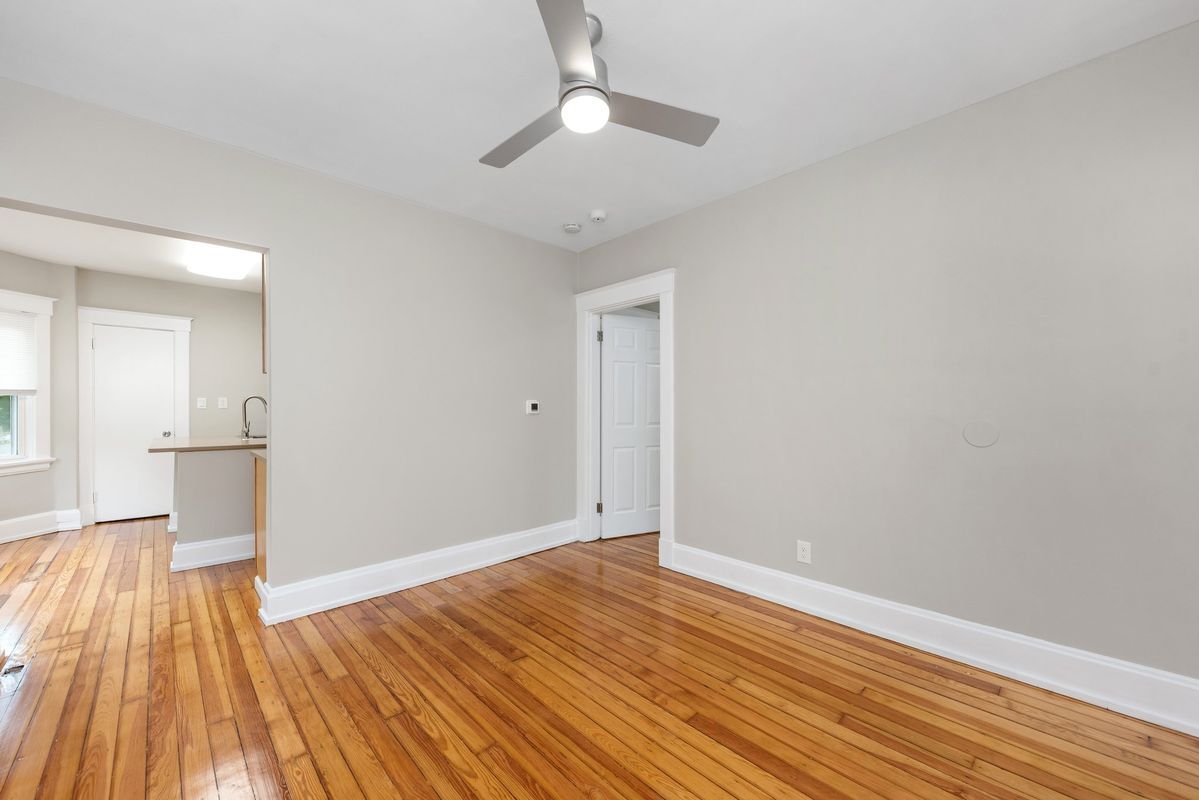 Building Photo - 6717 E Ledge St