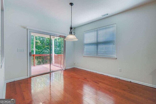 Building Photo - 700 Kirkly Way