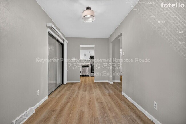 Building Photo - 4503 Leeward Dr
