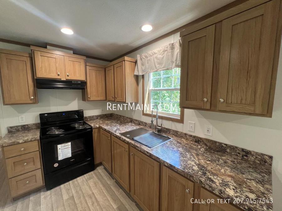 Building Photo - 135 Penney Ln