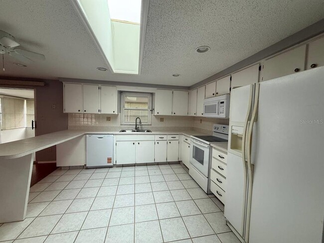 Building Photo - 6124 18th St