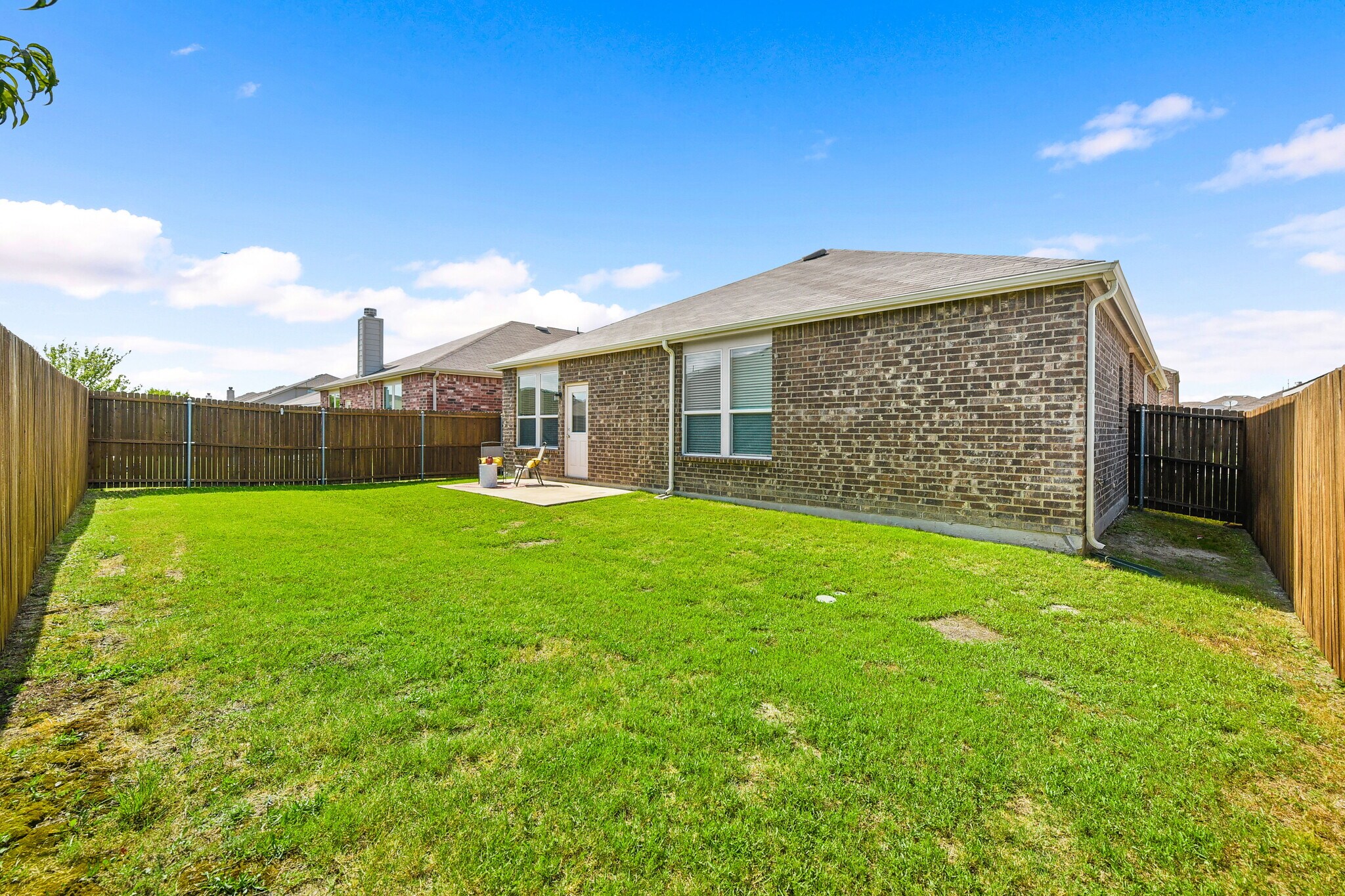 Building Photo - 3104 Montserrat Creek Dr