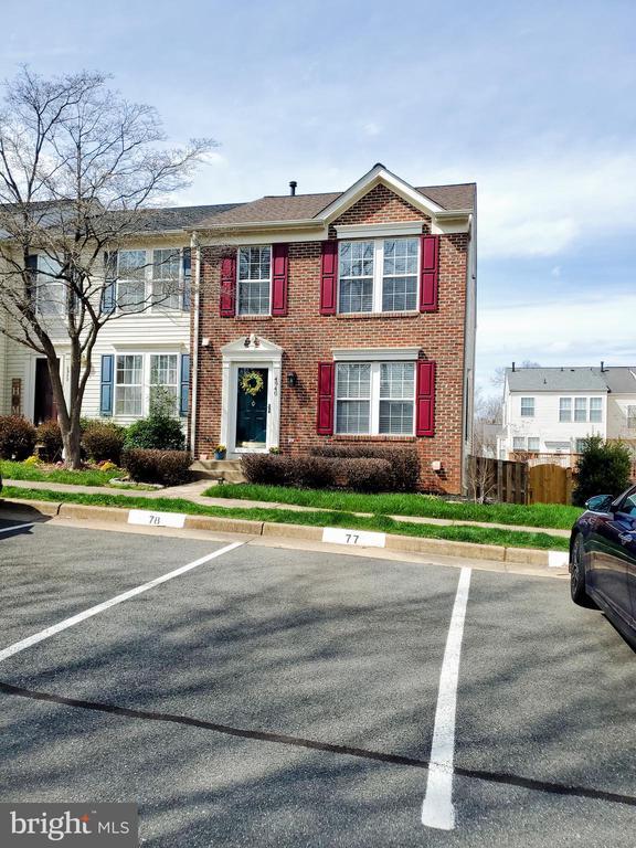 Building Photo - 4940 Marshlake Ln