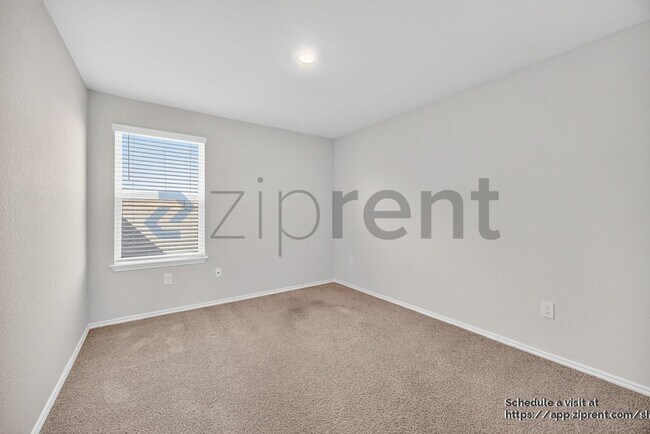 Building Photo - 2885 Wolfcreek