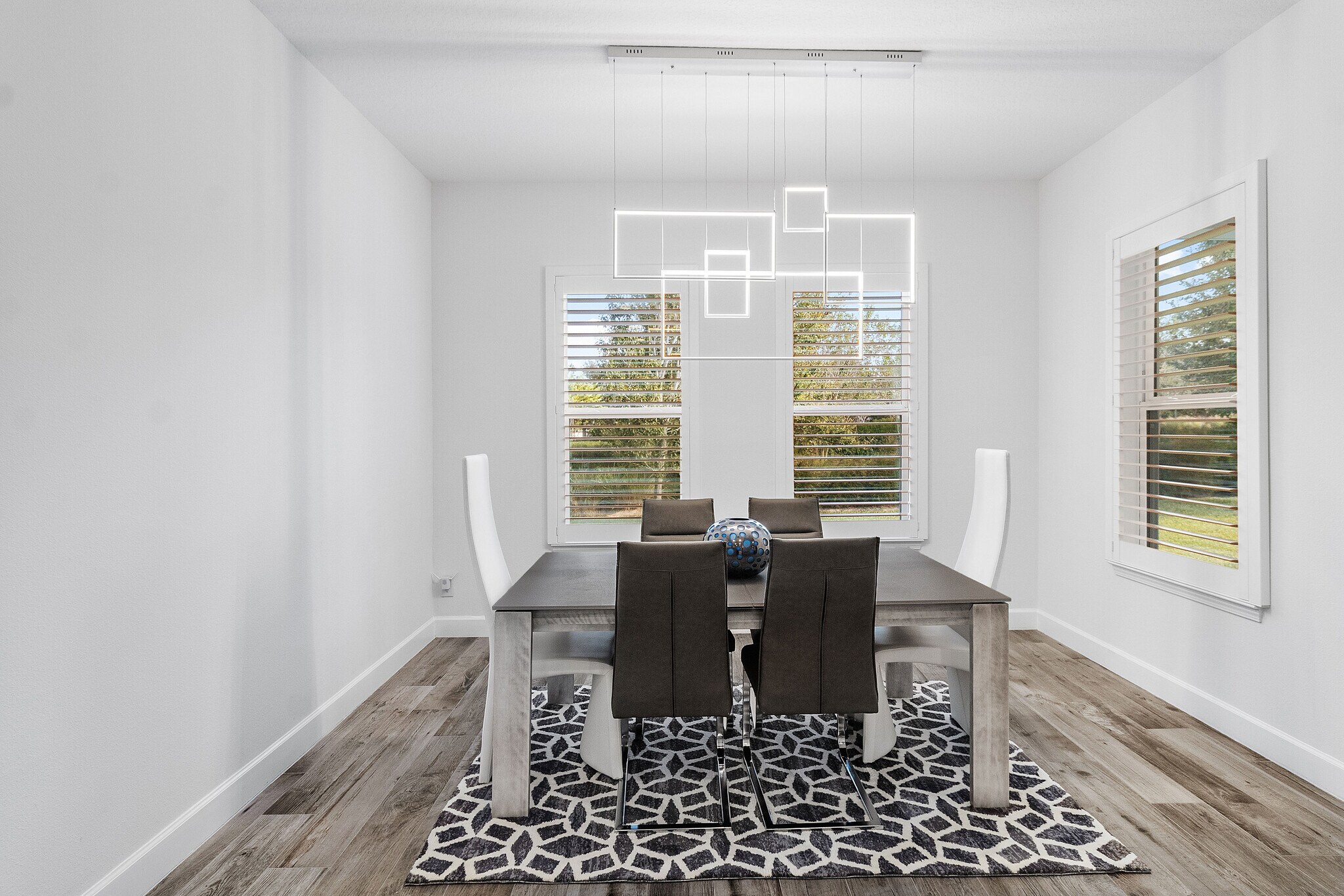 Building Photo - 7531 Mandarin Grove Way