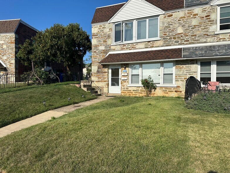 Building Photo - 9358 Hoff St