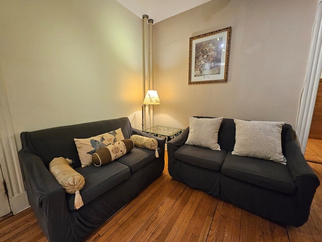 Building Photo - 355 Chestnut Hill Ave