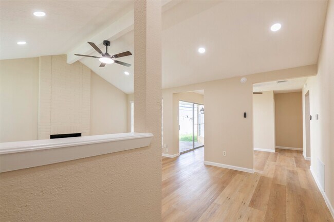 Building Photo - 1262 Rock Canyon Dr