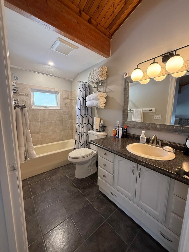 Building Photo - 18 Croft Way