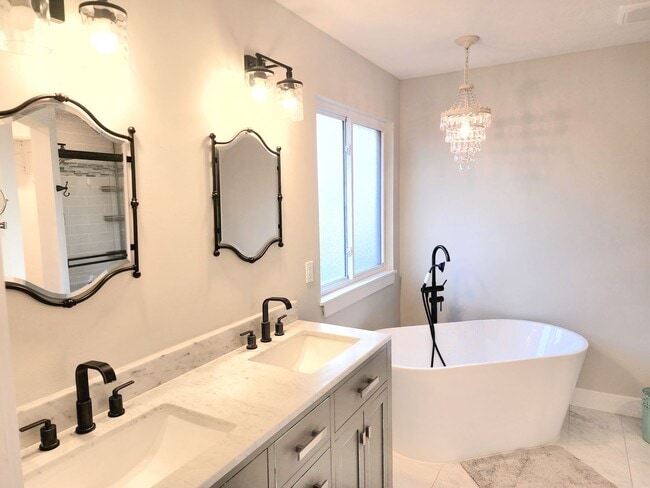 Building Photo - Pre-Leasing: Liberty Place Subdivision - R...