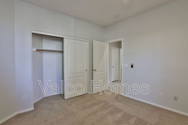 Building Photo - 20695 N 94th Dr