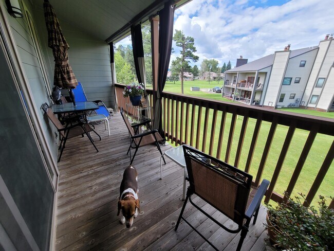 Building Photo - 102 Valley View Dr