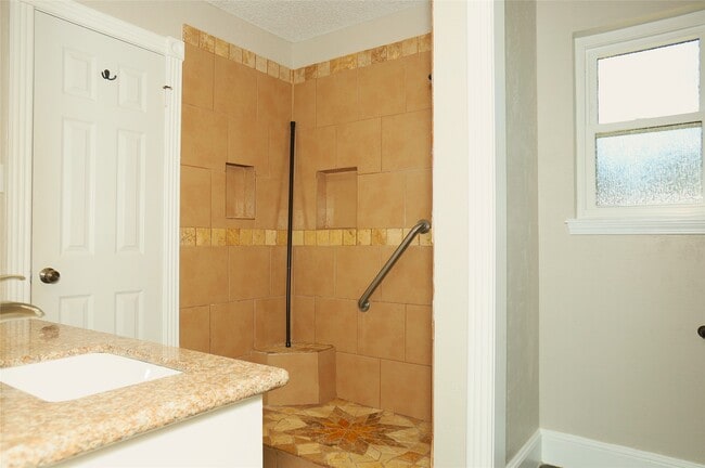 Building Photo - 54 Staghorn Ct
