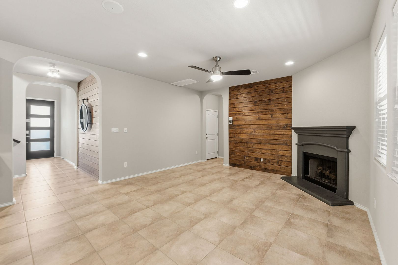 Building Photo - 7312 Lookout Bluff Terrace