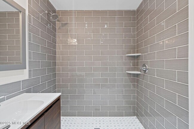 Building Photo - 458 Newtons Corner Rd