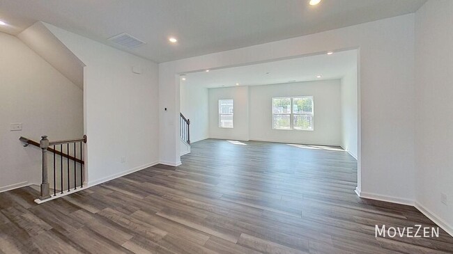 Building Photo - 828 Basswood Gln Trl