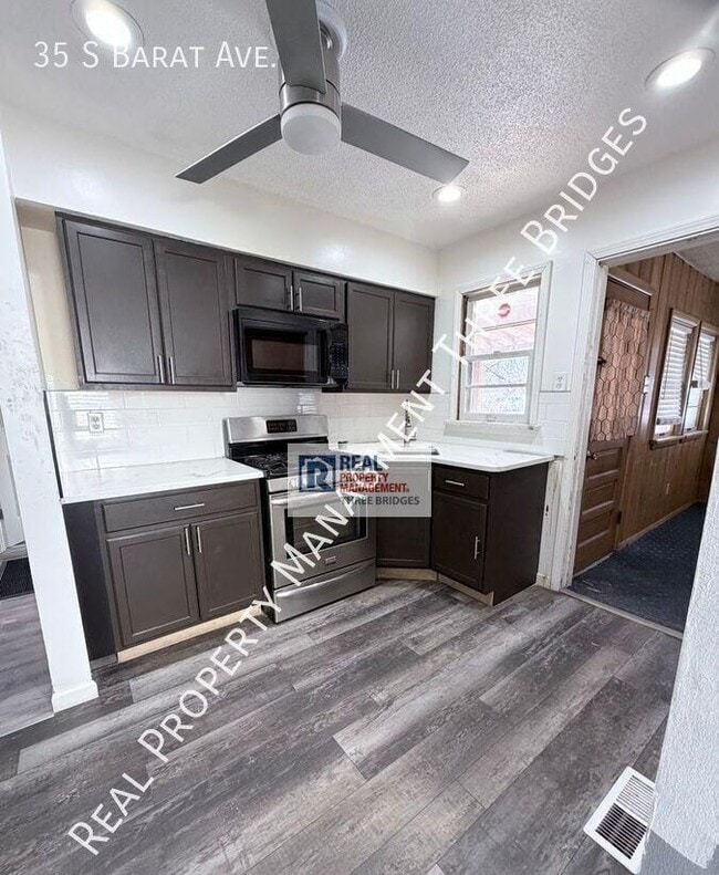 Building Photo - 35 S Barat Ave