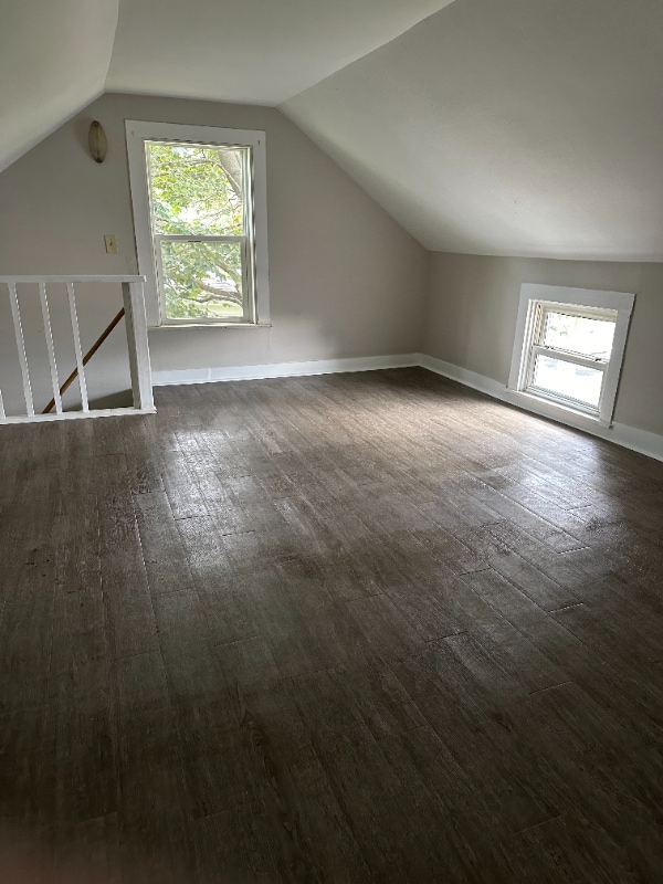 Building Photo - 1105 19th St S