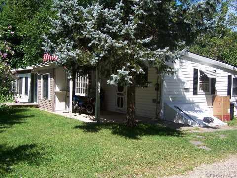 Building Photo - 542 W Broadway