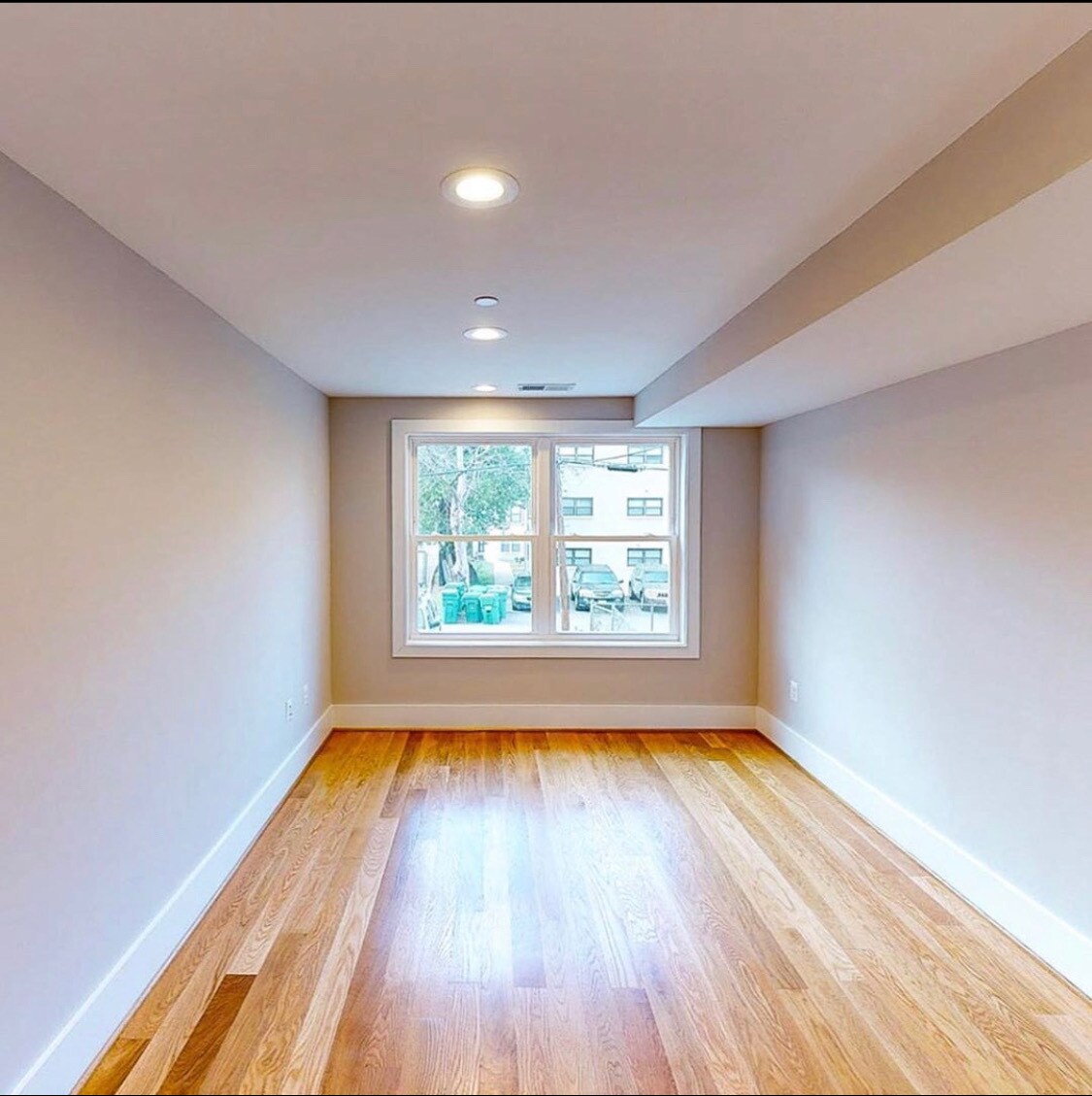 Building Photo - 521 Kennedy St NW