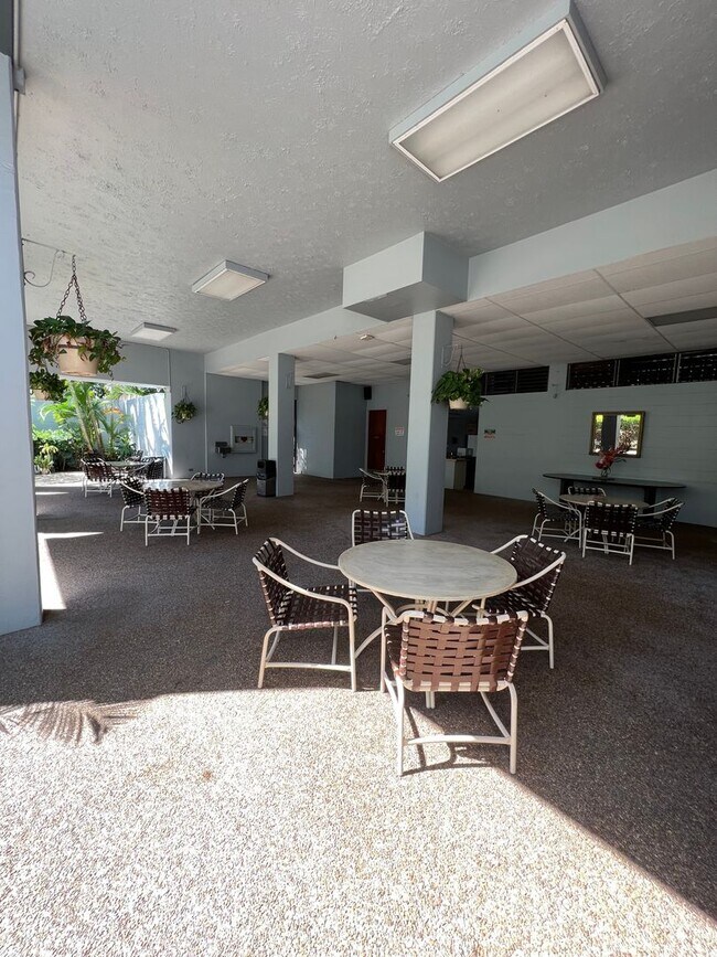 Building Photo - A/C. Two Parking Stalls. Swimming Pool. Pet Friendly. (RRLLC)