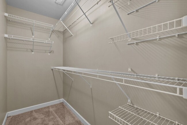 Building Photo - Welcome to Wynbrookee Lane!