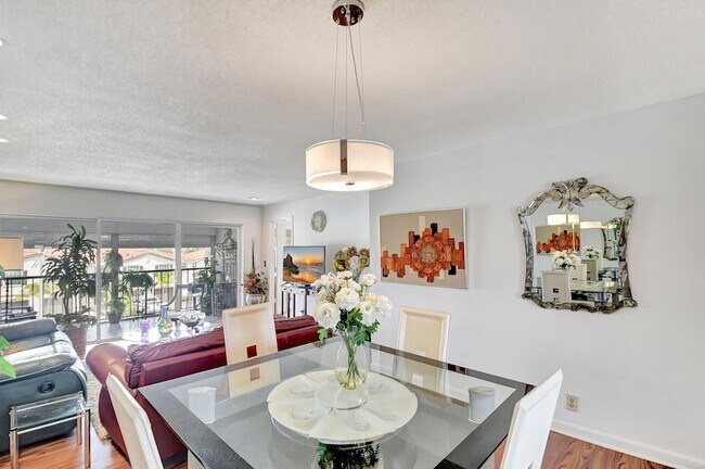Building Photo - 4070 Tivoli Ct