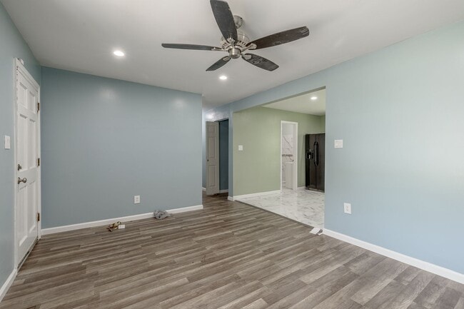 Building Photo - A Haven of Comfort and Convenience