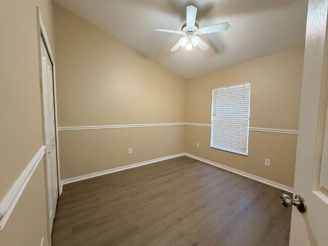 Building Photo - 24317 Summer Wind Ct