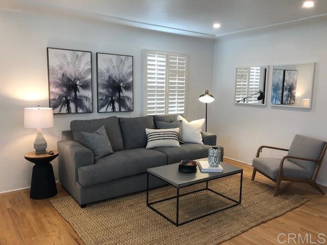 Building Photo - 2252 Etiwanda St